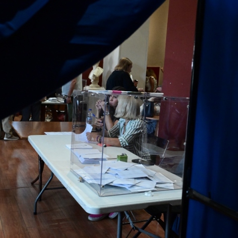 Εκλογές ΠΑΣΟΚ: Ψήφισαν 154.000 έως τις 13:30