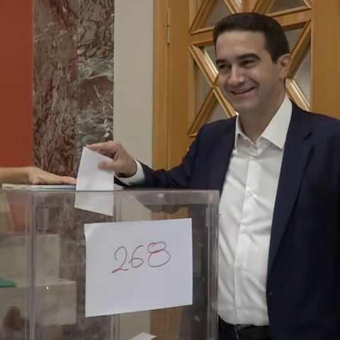 untitled_design_-_2024-10-06t105515_761