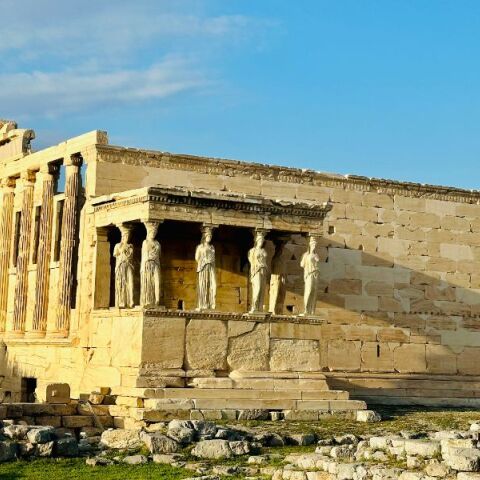 Δωρεάν ξεναγήσεις από τον Δήμο Αθηναίων σε ιστορικά σημεία τον Οκτώβριο