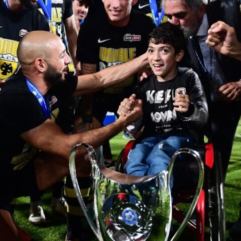 Επιστρέφει στην Ελλάδα ο μικρός Γιαννάκης