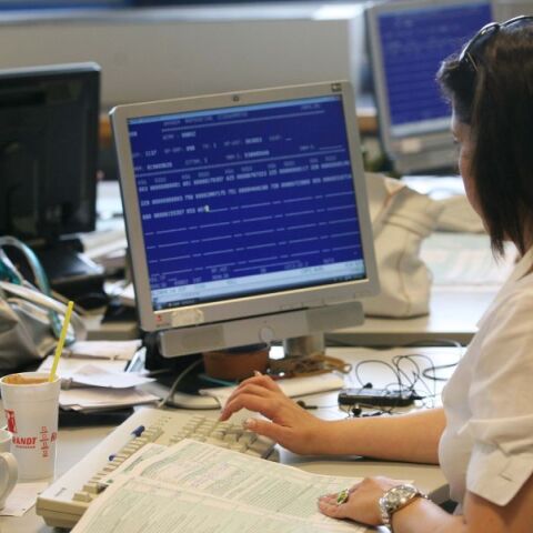 Οι βασικές αλλαγές στην πειθαρχική διαδικασία των δημοσίων υπαλλήλων που προωθεί το υπουργείο Εσωτερικών	