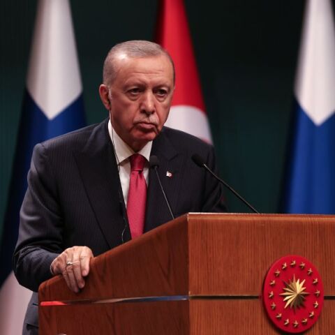 Ταγίπ Ερντογάν: Η Χαμάς μάχεται και για την Τουρκία - Τι είπε για την πυραυλική επίθεση του Ιράν κατά του Ισραήλ και τον κίνδυνο εξάπλωσης του πολέμου.