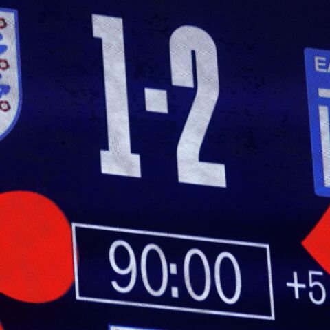 Εθνική Ελλάδας: Δριμεία κριτική στην Αγγλία από τα ΜΜΕ της χώρας - Έντονη δυσαρέσκεια από τα βρετανικά Μέσα για την εμφάνιση των «τριών λιονταριών»