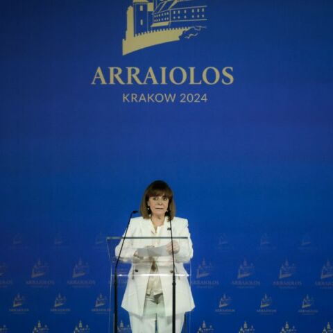 Η Κ. Σακελλαροπούλου στη Σύνοδο της ομάδας ARRAIOLOS -  Οι σύγχρονες προκλήσεις και απειλές