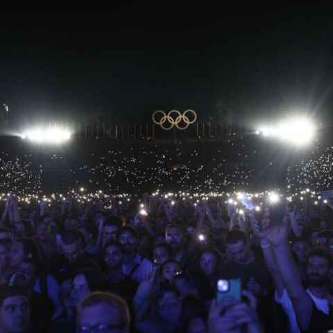 Εικόνες από τη μεγάλη συναυλία για τα Τέμπη στο Καλλιμάρμαρο 