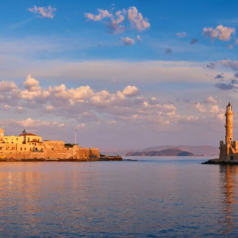 Le Figaro: Αυτά είναι τα 10 καλύτερα ελληνικά νησιά για real estate