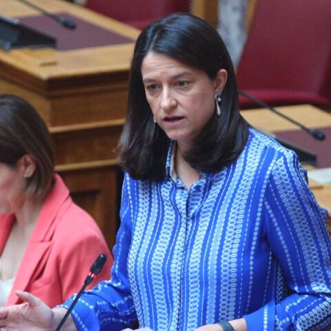 Κεραμέως: Ο διάλογος για τον νέο μηχανισμό καθορισμού του κατώτατου μισθού τώρα ξεκινάει