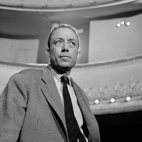 Σαν σήμερα 17 Οκτωβρίου 1957 ο Αλμπέρ Καμύ τιμάται με το Νόμπελ Λογοτεχνίας για τον Ξένο - Η βράβευσή του σε ηλικία μόλις 44 ετών και η ιστορική ομιλία του.