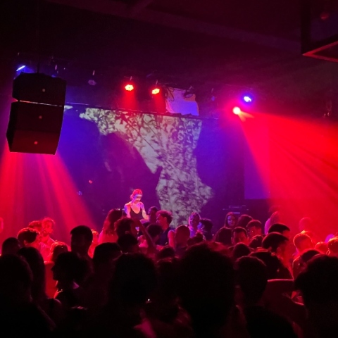 Αναβιώνοντας το καλοκαίρι της Ανάφης στην Αθήνα