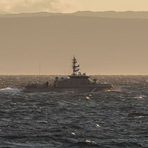 Βυθίστηκε σκάφος με μετανάστες στη Γαύδο - Διασώθηκαν 96 άτομα