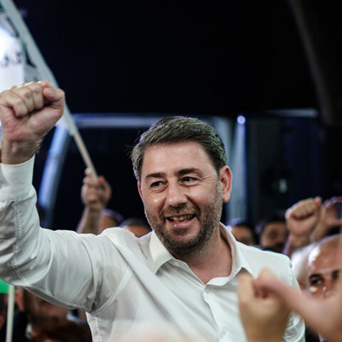 «Νέος» πρόεδρος ΠΑΣΟΚ: Η μεγάλη «κεντροαριστερά» αναβάλλεται 