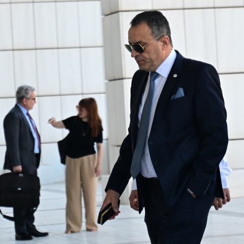 Δίκη για τους 11 βουλευτές των Σπαρτιατών