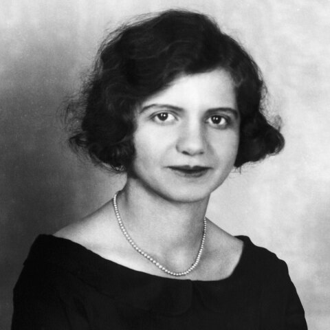 Η Αντιγόνη Μεταξά την περίοδο που πρωταγωνιστούσε στο θέατρο, φωτογραφημένη από τη Nelly