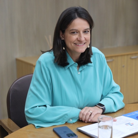 Η υπουργός Εργασίας, Νίκη Κεραμέως