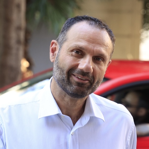 Μανώλης Καπνισάκης