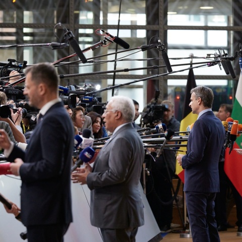 Ηγέτες της ΕΕ προχωρούν σε δηλώσεις στο περιθώριο Συνόδου του Ευρωπαϊκού Συμβουλίου