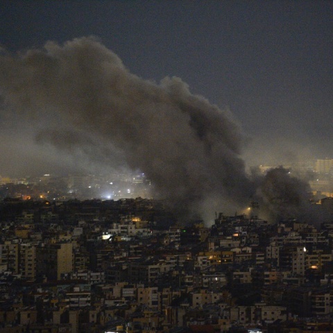 Καπνοί από νέα επίθεση στον Λίβανο