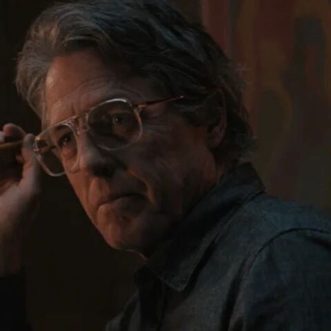 O χαρισματικός Χιού Γκραντ σε έναν ανατριχιαστικό κόντρα-ρόλο