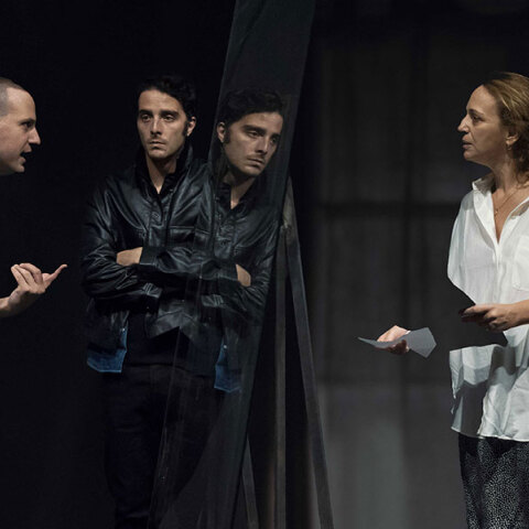 Κερδίστε 10 διπλές προσκλήσεις για την παράσταση «Γυάλινος κόσμος» στο Θέατρο Τέχνης