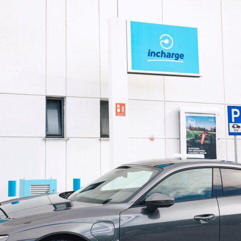 incharge_starcharge_nova_360