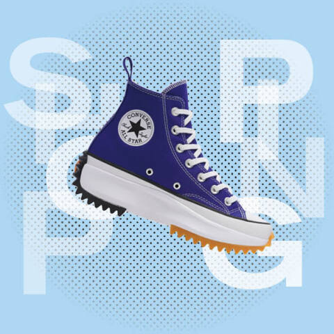 Ρούχα και αξεσουάρ σε λευκό και μπλε χρώμα 