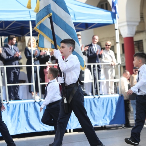 Η μαθητική παρέλαση για την 28η Οκτωβρίου στη Θεσσαλονίκη μέσα από εικόνες