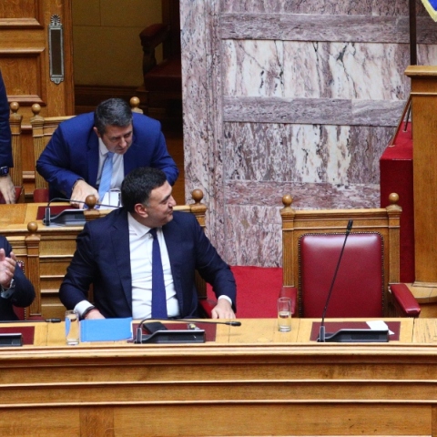 Παππάδες και παπατζήδες