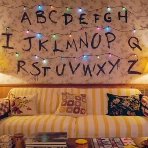Stranger Things τώρα και στο AirBnB