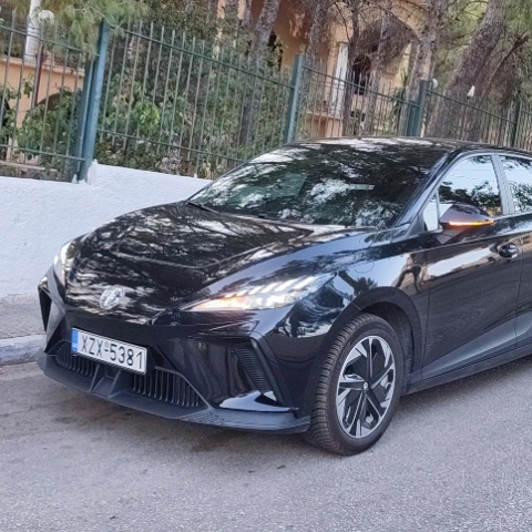 Το MG 4 αποτελεί το ιδανικό ηλεκτρικό για να μπει κανείς στον κόσμο της ηλεκτροκίνησης 