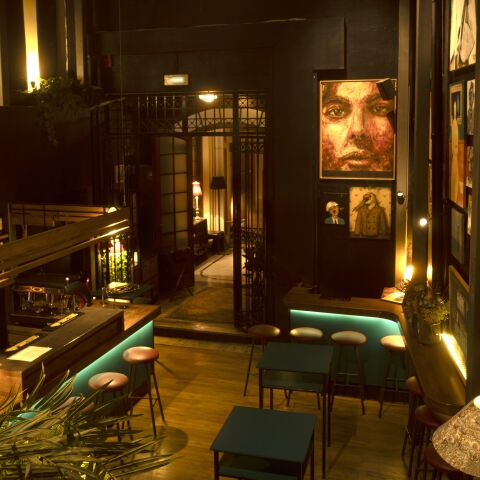 17 στέκια ιδανικά για πριν ή μετά το θέατρο