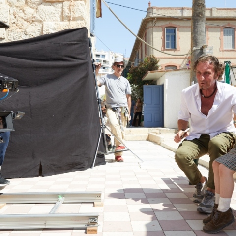 The Newtons Laboratory: Η νέα καμπάνια του προγράμματος «Αναγνωρίζω - Προστατεύω» σε σκηνοθεσία Πατρίκ Τατόπουλου