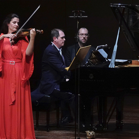 Δανάη Παπαματθαίου-Μάτσκε και Γιώργος-Εμμανουήλ Λαζαρίδης σε έργα Μπετόβεν και Μπράμς για βιολί και πιάνο