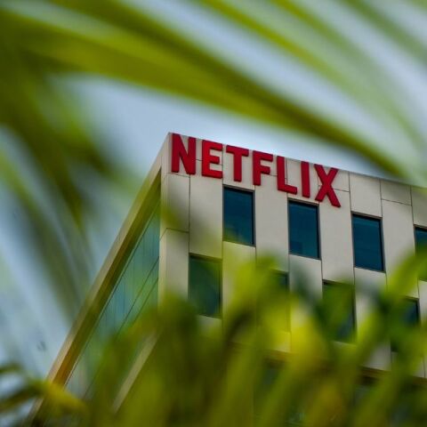 Netflix: Έρευνες για φοροδιαφυγή στα γραφεία της streaming πλατφόρμας στο Παρίσι και στο Άμστερνταμ - Ποιες κατηγορίες αντιμετωπίζει.