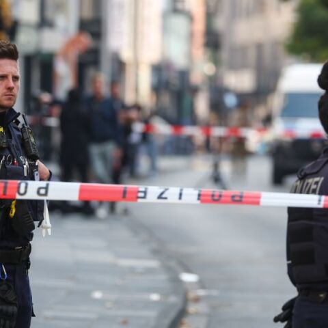 Γερμανία: Τηλεφώνημα για βόμβα στον σιδηροδρομικό σταθμό του Ρόστοκ 