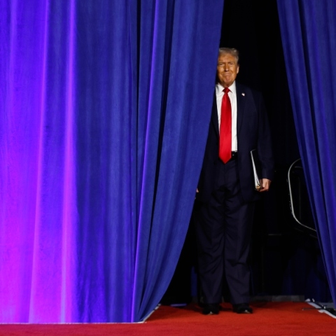 Εκλογές στις ΗΠΑ 2024: Η επικράτηση του Τραμπ και η νέα εποχή της πολιτικής επικοινωνίας