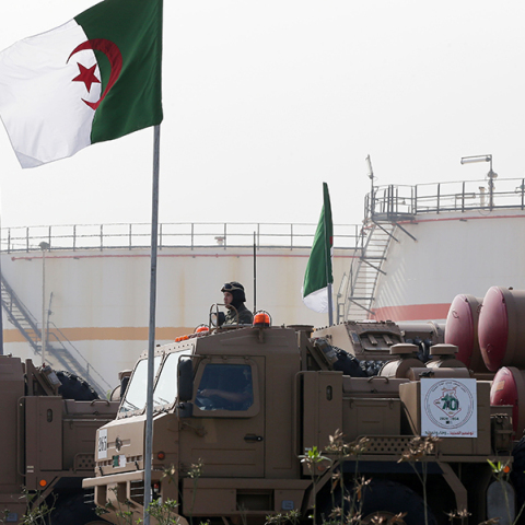 Η αυταπάτη για το «Κόκκινο Αλγέρι»