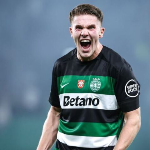 Ο Γιόκερες της Σπόρτινγκ Λισαβόνας μετά την ευρεία νίκη της ομάδας του επί της Μάντσεστερ Σίτι για το Champions League