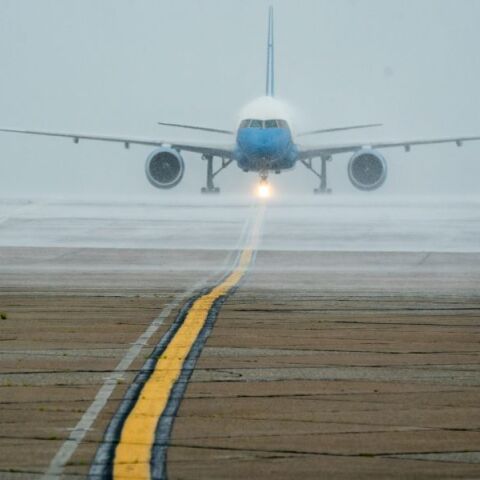 «Πού μετακομίζω εύκολα;»: Το Google πήρε... φωτιά μετά τη νίκη Τραμπ