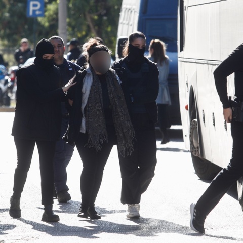 Μεταγωγή συλληφθέντων για την υπόθεση της έκρηξης στους Αμπελόκηπους