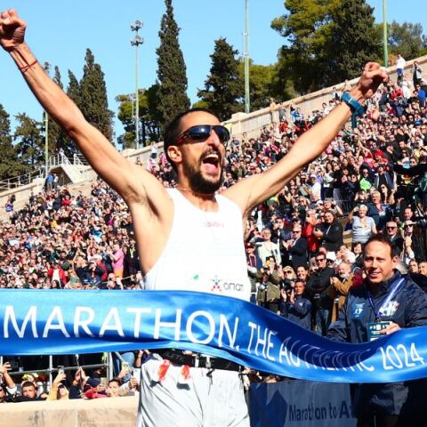 41ος Αυθεντικός Μαραθώνιος: Ο Χαράλαμπος Πιτσώλης τερμάτισε πρώτος στο Καλλιμάρμαρο - Μεγάλος νικητής με χρόνο 2:18:56