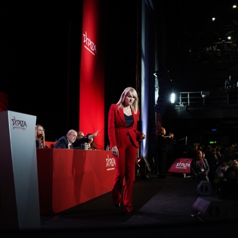 Η θεοδώρα Τζάκρη στο συνέδριο του ΣΥΡΙΖΑ