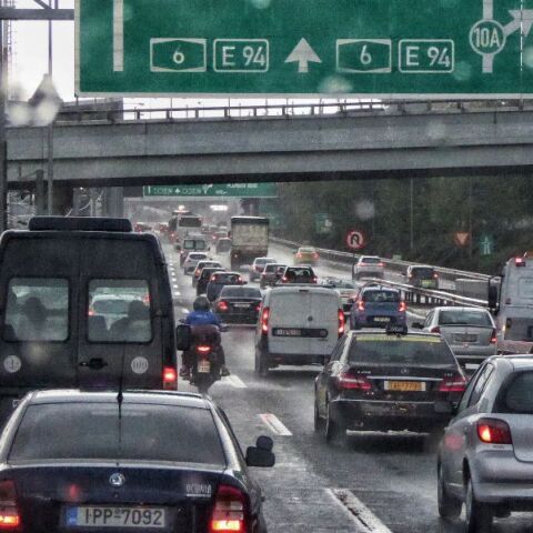 Κίνηση τώρα στους δρόμους της Αθήνας: Μποτιλιάρισμα σε Κηφισό και Αττική Οδό - Που εντοπίζονται τα μεγαλύτερα προβλήματα στην κυκλοφορία - Δείτε χάρτη