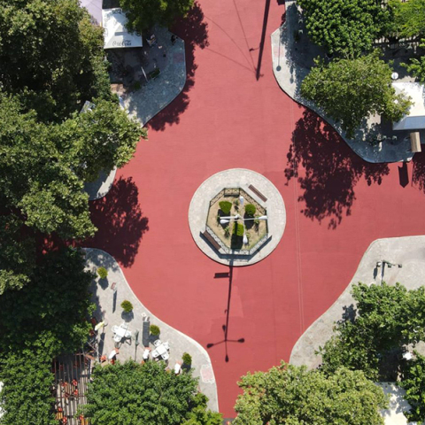 Cosmochrome: Η ελληνική εταιρεία που βάζει χρώμα στη ζωή μας