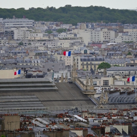 Κρίση χρέους σε Γαλλία και Ελλάδα. Τι συγκρίσεις;