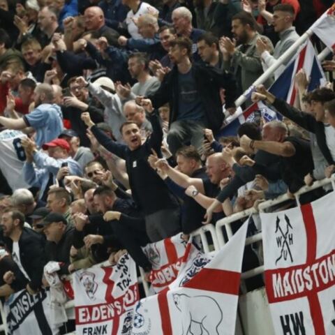 Άγγλοι φίλαθλοι στο ματς με την Εθνική Ελλάδας