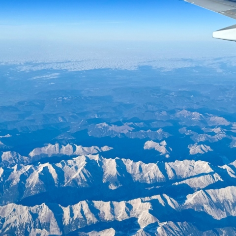 Στις κορφές των Άλπεων για ποδήλατο και ορειβασία αντί για σκι; 