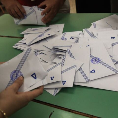 Ποιοι διαγράφονται από τους εκλογικούς καταλόγους 