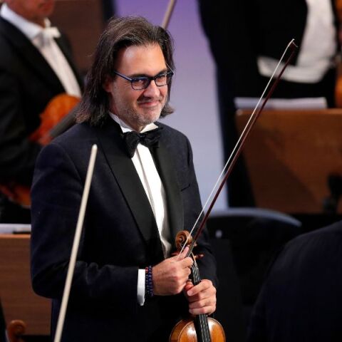 Ο Λεωνίδας Καβάκος στα βραβεία Grammy ως υποψήφιος σολίστ - Για το άλμπουμ «Beethoven for Three: Symphony No. 4 And Op. 97, “Archduke”», της Sony Classical