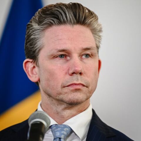 Σουηδία: Καλεί τους πολίτες της να προετοιμαστούν για μια πιθανή σύρραξη - Εξέδωσε φυλλάδιο που λέει στους πολίτες τι πρέπει να κάνουν