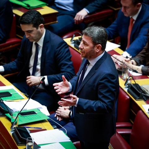 Ο Νίκος Ανδρουλάκης και η Κοινοβουλευτική Ομάδα του ΠΑΣΟΚ